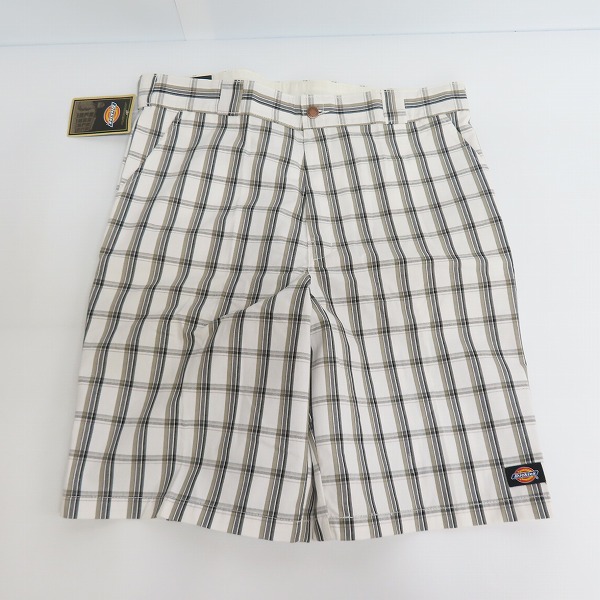 実際に弊社で買取させて頂いた【おまとめ品】Dickies/ディッキーズ MULTI USE POCKET SHORTS チェック柄 ハーフパンツ ホワイト/ブルー/ネイビー 36の画像 3枚目