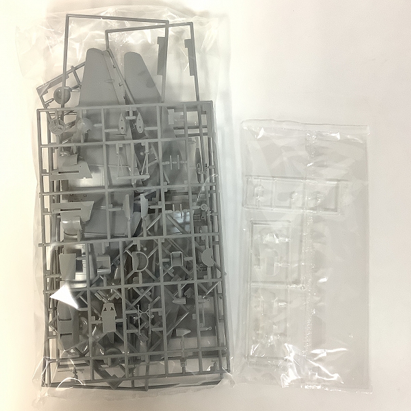 実際に弊社で買取させて頂いた【未組立】ハセガワ 1/48 終末のイゼッタ メッサーシュミット Bf109E-4/ユンカース Ju87B-2 スツーカ 2点セットの画像 3枚目