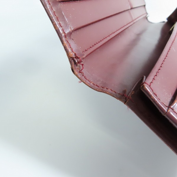 実際に弊社で買取させて頂いたCartier/カルティエ マストライン 二つ折り長財布の画像 7枚目