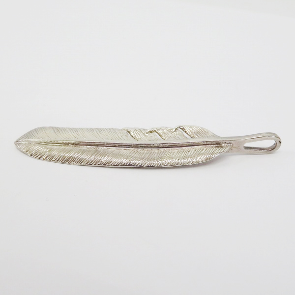 実際に弊社で買取させて頂いたFIRST ARROWS/ファーストアローズ SV フェザー ペンダントトップ 左向きの画像 2枚目