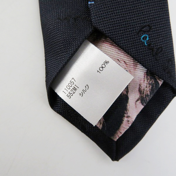 実際に弊社で買取させて頂いたPaul Smith/ポールスミス ポップスペルロゴ総柄 シルクネクタイ 110057 552MIの画像 2枚目