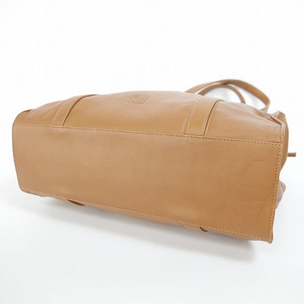 実際に弊社で買取させて頂いたLOEWE/ロエベ ナッパプティ アナグラム ドローストリング トートバッグ/ハンドバッグの画像 2枚目