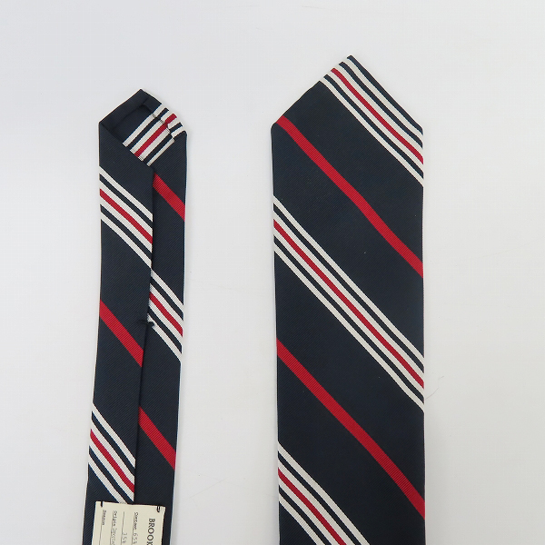 実際に弊社で買取させて頂いたBrooks Brothers/ブルックスブラザーズ トリコロール ストライプ ネクタイの画像 2枚目