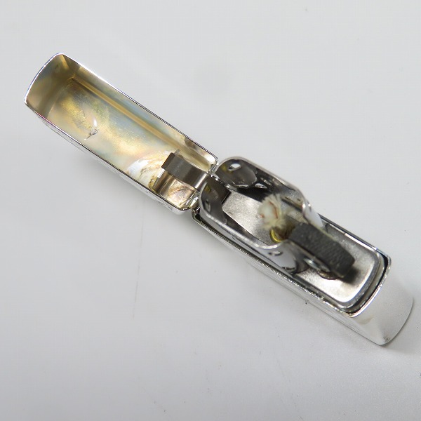 実際に弊社で買取させて頂いたZIPPO/ジッポー Paul Smith/ポールスミス COLLECTION 花柄 2002年製の画像 4枚目