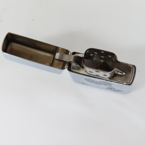 実際に弊社で買取させて頂いたZIPPO/ジッポー Paul Smith/ポールスミス 蝶/バタフライ 2002年製の画像 4枚目