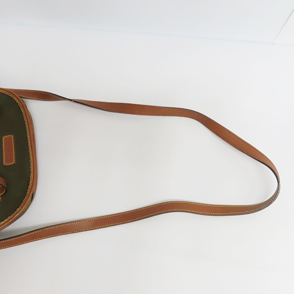 実際に弊社で買取させて頂いたLOEWE/ロエベ ヴィンテージ 内総柄 アナグラム キャンバス×レザー ショルダーバッグの画像 6枚目