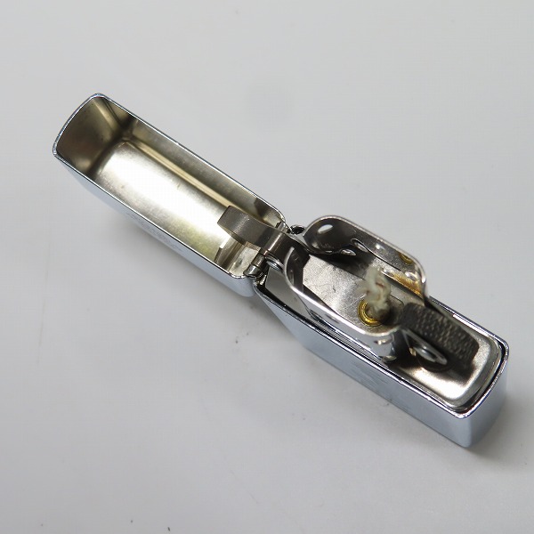 実際に弊社で買取させて頂いたZIPPO/ジッポー Paul Smith/ポールスミス 結晶 2002年製の画像 4枚目