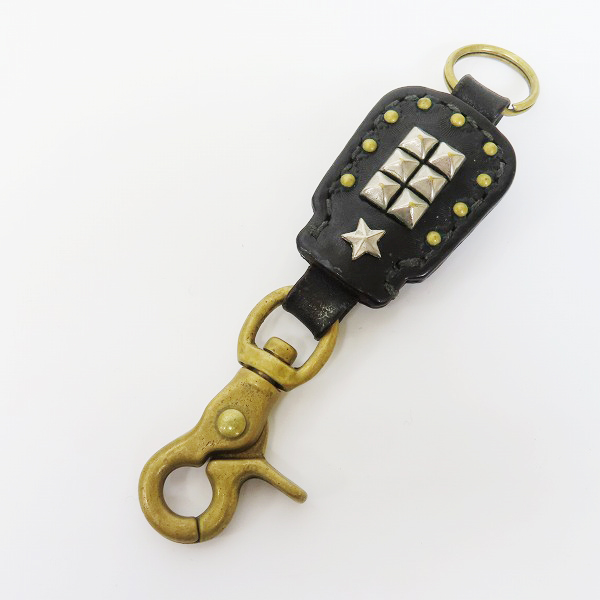 実際に弊社で買取させて頂いたCALEE/キャリー SQUARE LEATHER KEY RING/スクエア レザー スタッズ キーリング/キーホルダー