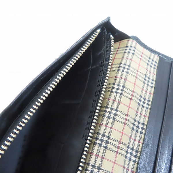 実際に弊社で買取させて頂いたBURBERRY/バーバリー 裏地 ノバチェック 二つ折り長財布の画像 4枚目