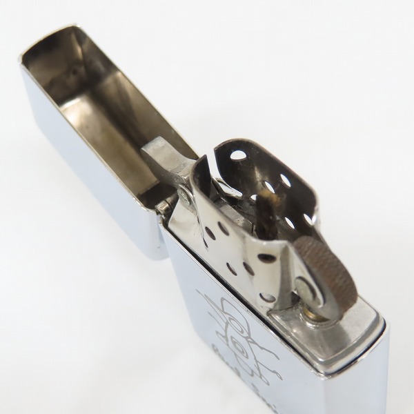 実際に弊社で買取させて頂いたZIPPO/ジッポー Paul Smith/ポールスミス 宇宙船 1997年製の画像 4枚目
