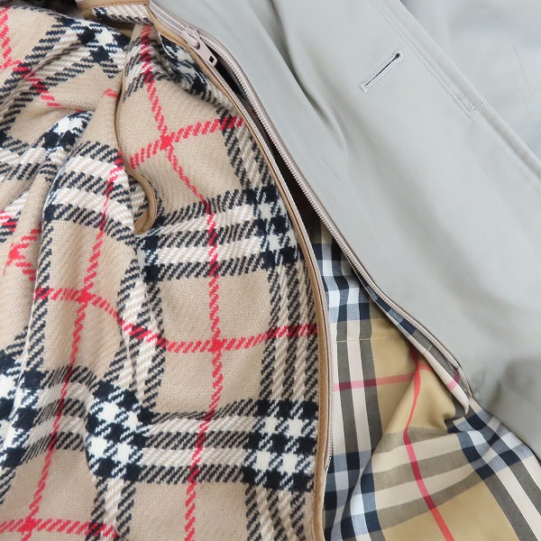 実際に弊社で買取させて頂いたBurberrys/バーバリーズ ネーム入り チェックライナー付き ステンカラーコートの画像 6枚目
