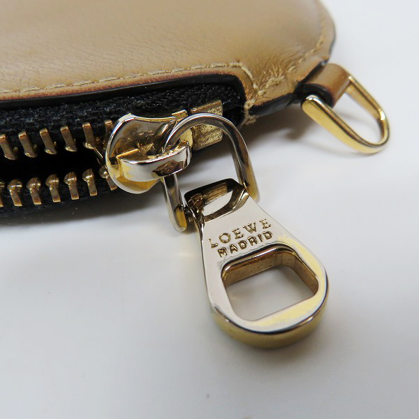 実際に弊社で買取させて頂いたLOEWE/ロエベ  コインケース マスタード 丸型 ボックスロゴの画像 5枚目