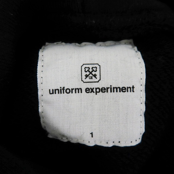 実際に弊社で買取させて頂いたUNIFORM EXPERIMENT/ユニフォームエクスプリメント 19AW WAPPEN HOODIE ワッペンパーカー UE-192059/1の画像 2枚目