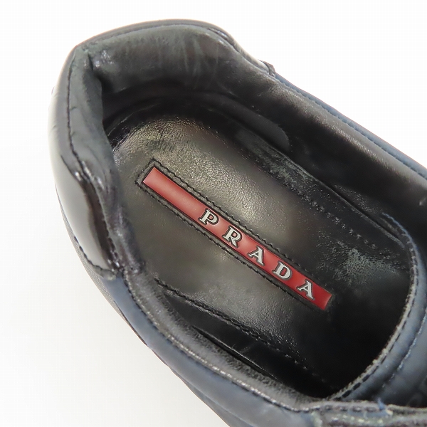 実際に弊社で買取させて頂いたPRADA/プラダ レザー切替し スニーカー 1835/8.5の画像 4枚目