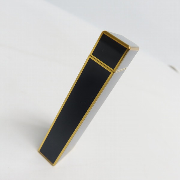 実際に弊社で買取させて頂いたCartier/カルティエ ゴールド × ネイビー ガスライターの画像 3枚目