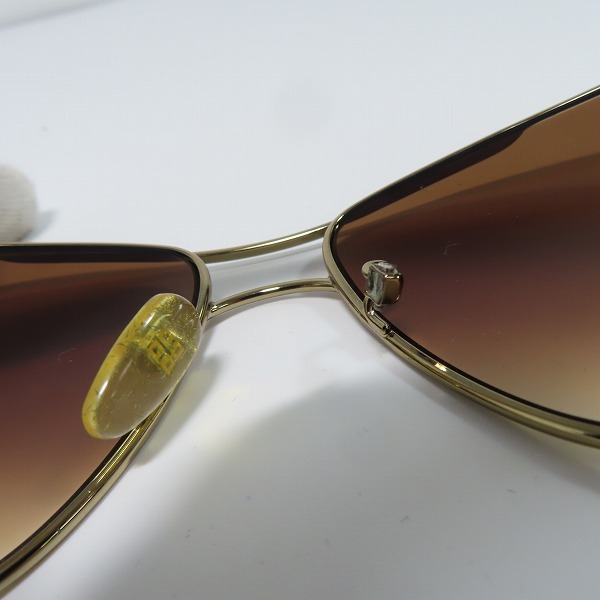 実際に弊社で買取させて頂いたGIVENCHY/ジバンシィ サングラス SGV 306Gの画像 4枚目