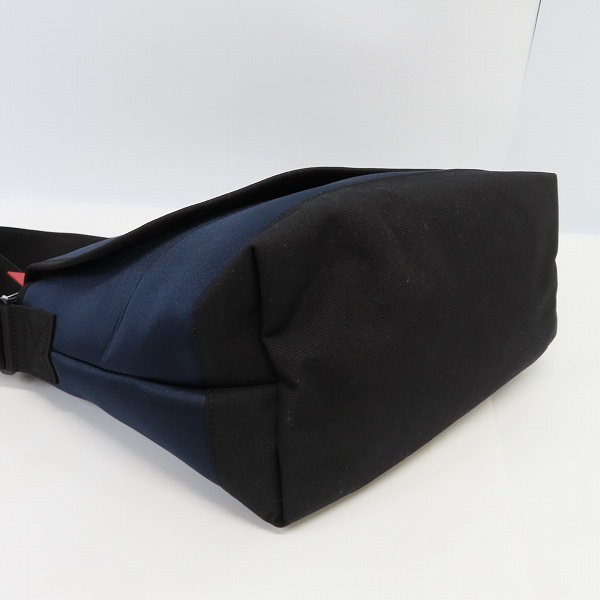 実際に弊社で買取させて頂いた【未使用】 Manhattan Portage/マンハッタンポーテージ メッセンジャーバッグ ネイビーの画像 2枚目