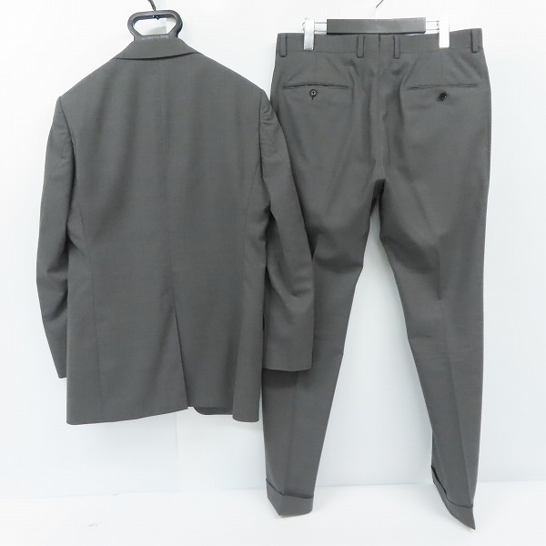 実際に弊社で買取させて頂いたTOMORROWLAND/トゥモローランド セットアップスーツ /48の画像 1枚目