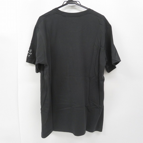 実際に弊社で買取させて頂いたUNIQLO×KAWS/ユニクロ×カウズ キャラデザインTシャツ/XXLの画像 1枚目