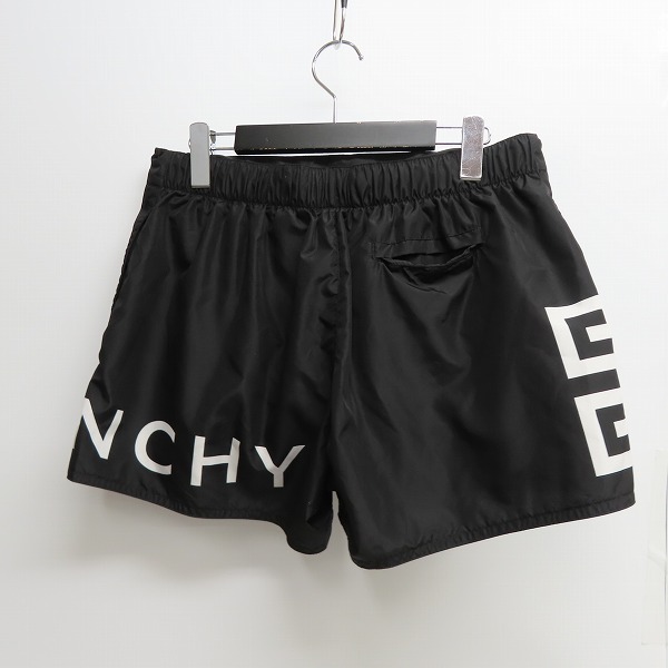 実際に弊社で買取させて頂いたGivenchy /ジバンシィ 4Gリベット スイムショーツ/スイムパンツ BMA00P1YAJ /Lの画像 1枚目