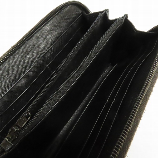 実際に弊社で買取させて頂いたPRADA/プラダ 三角ロゴプレート ラウンドファスナー長財布の画像 3枚目