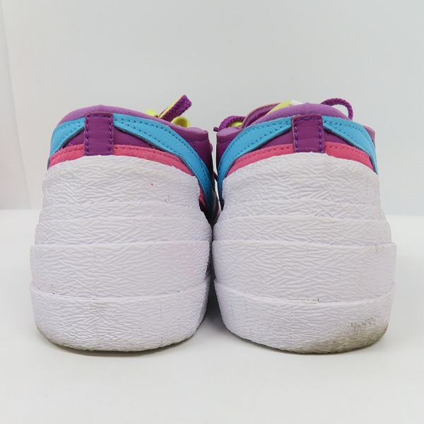 実際に弊社で買取させて頂いたNIKE×SACAI×KAWS/ナイキ×サカイ×カウズ BLAZER LOW/ブレーザーロー DM7901-500/29の画像 1枚目