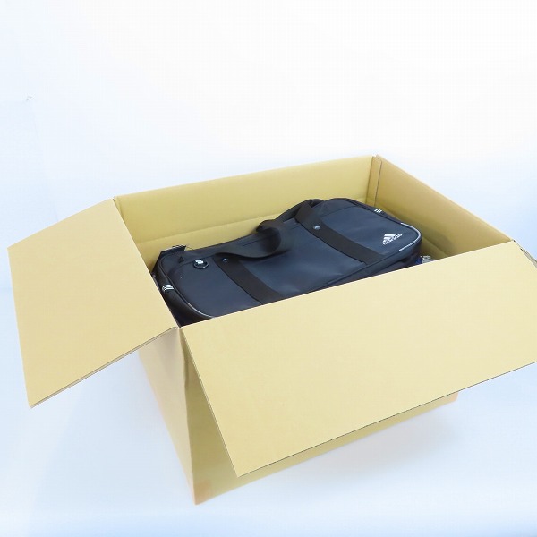 実際に弊社で買取させて頂いた【おまとめ品】アディダス/ポールスミスジーンズ/L.L.ビーン他 バックパック/ウェストポーチ/ハンドバッグ等の画像 6枚目