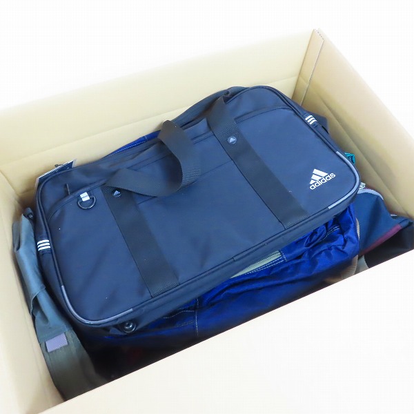 実際に弊社で買取させて頂いた【おまとめ品】アディダス/ポールスミスジーンズ/L.L.ビーン他 バックパック/ウェストポーチ/ハンドバッグ等