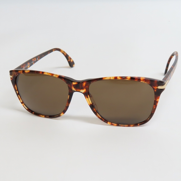 実際に弊社で買取させて頂いたGIORGIO ARMANI/ジョルジオアルマーニ サングラス/アイウェア 810 