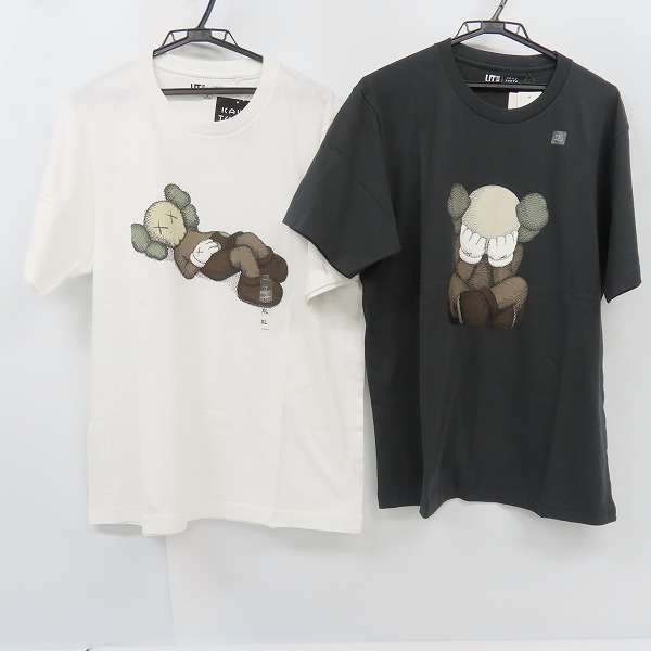実際に弊社で買取させて頂いた【未使用】UNIQLO×KAWS/ユニクロ×カウズ VERDY/ヴェルディ Tシャツ/XL 2点セット