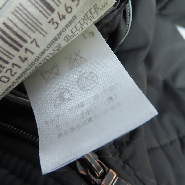 実際に弊社で買取させて頂いたHUGO BOSS/ヒューゴボス 中綿 ジップアップ ジャケット ブラック 054の画像 5枚目