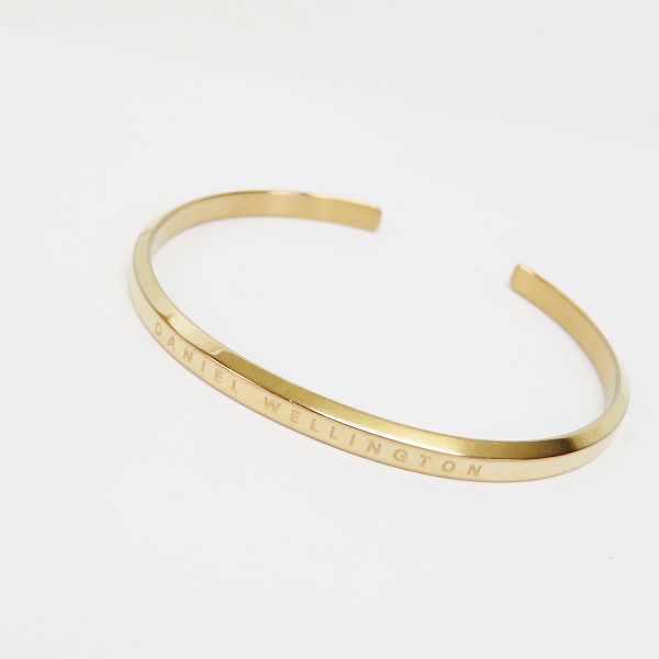 実際に弊社で買取させて頂いたDaniel Wellington/ダニエルウェリントン Classic Cuff バングル