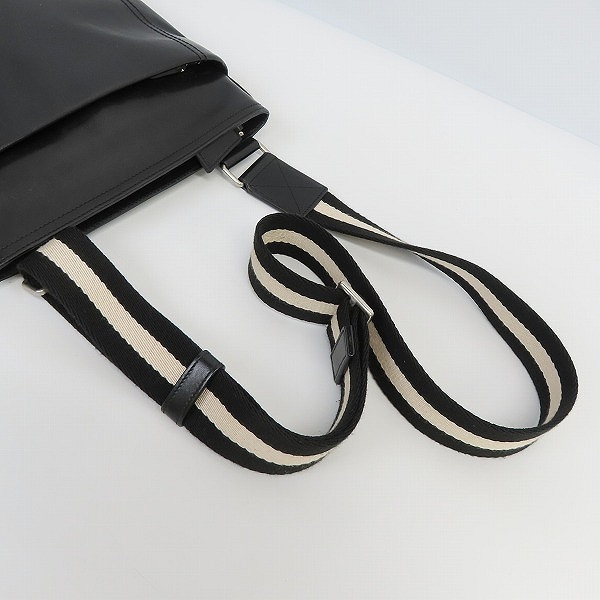 実際に弊社で買取させて頂いたBALLY/バリー レザー ショルダーバッグ ブラックの画像 3枚目