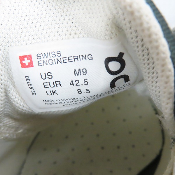 実際に弊社で買取させて頂いたLOEWE×On/ロエベ×オン Cloudventure Gradient Khaki US9の画像 5枚目