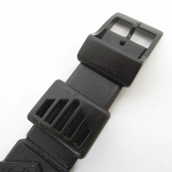 実際に弊社で買取させて頂いたTAGHeuer/タグホイヤー フォーミュラ1 クォーツ 腕時計 385.513【動作未確認】の画像 4枚目