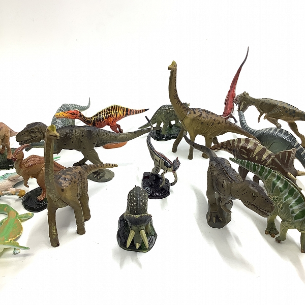 実際に弊社で買取させて頂いた(4)【おまとめ】海洋堂 恐竜フィギュア 20体の画像 3枚目