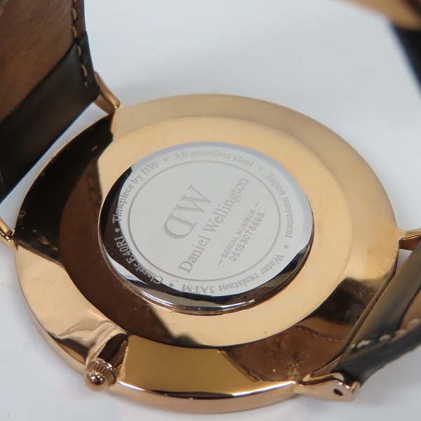 実際に弊社で買取させて頂いたDaniel Wellington/ダニエルウェリントン CLASSIC/クラシック 腕時計 E40R1の画像 3枚目
