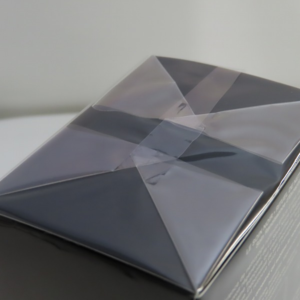 実際に弊社で買取させて頂いた【未開封】GIVENCHY/ジバンシィ ソワン ノワール リチュアル ネトワイヤージュ 洗顔ジェル 175mLの画像 2枚目