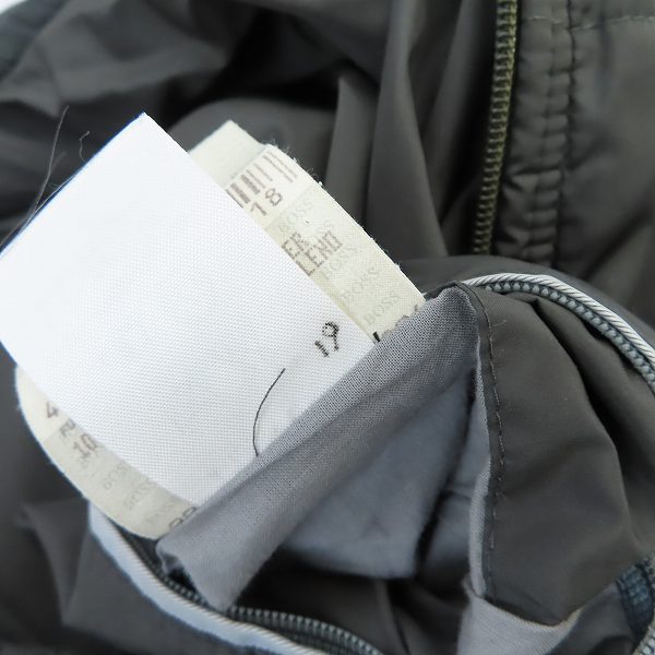 実際に弊社で買取させて頂いたHUGO BOSS/ヒューゴボス 中綿 ジップアップ ジャケット ブラック 054の画像 6枚目