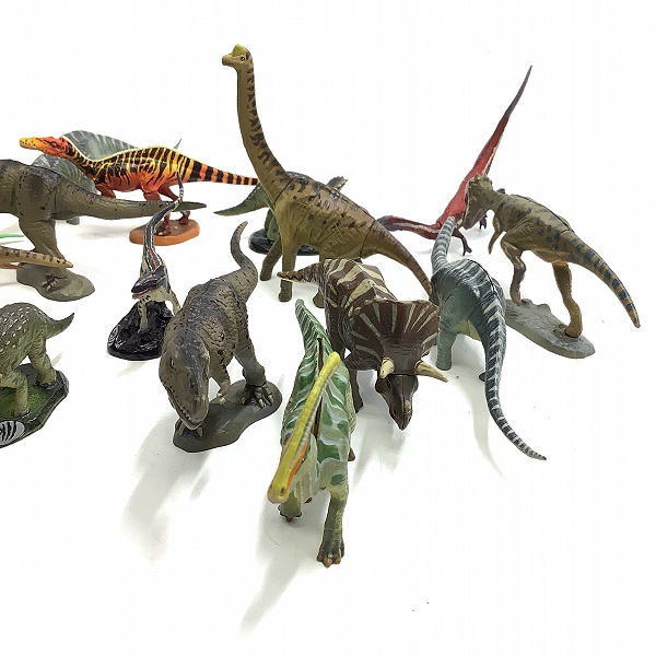 実際に弊社で買取させて頂いた(4)【おまとめ】海洋堂 恐竜フィギュア 20体の画像 1枚目