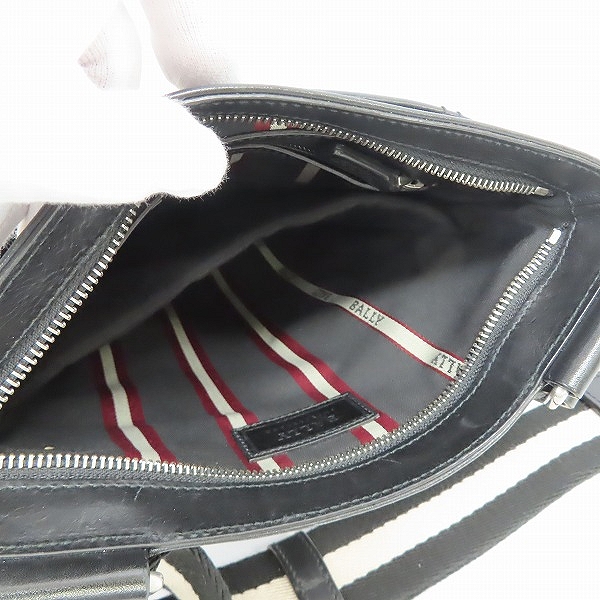 実際に弊社で買取させて頂いたBALLY/バリー レザー ショルダーバッグ ブラックの画像 4枚目