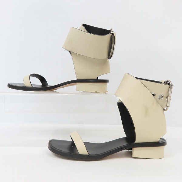 実際に弊社で買取させて頂いた【ジャンク】CELINE/セリーヌ ローヒール サンダル/35の画像 3枚目