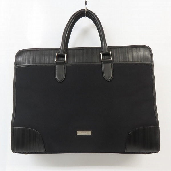 実際に弊社で買取させて頂いたPaul Smith/ポールスミス レザー ショルダーストラップ ビジネスバッグ/ブリーフケース ブラック