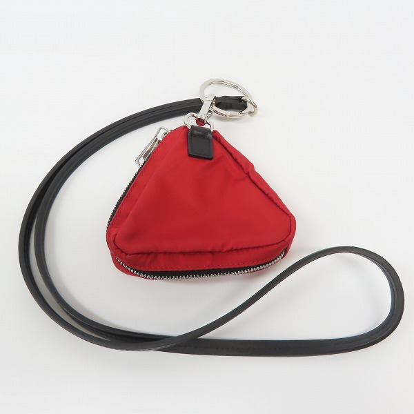 実際に弊社で買取させて頂いたGIVENCHY/ジバンシイ 三角 ポーチ コインケース の画像 1枚目