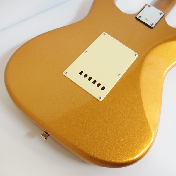 実際に弊社で買取させて頂いた★【美品】Bacchus/バッカス BST2-RSM/M GOLD ローステットメイプル ストラトキャスターType SSH ソフトケース付の画像 7枚目
