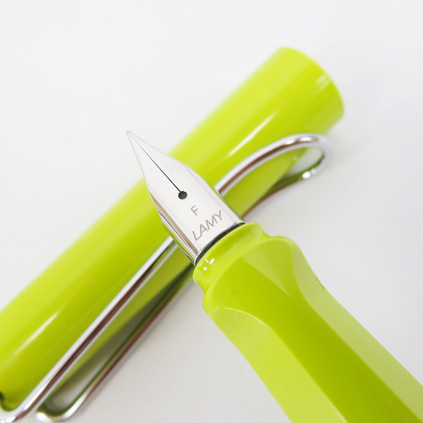 実際に弊社で買取させて頂いたLamy / ラミー safari サファリ スペシャルエディション 2008 ボールペン 万年筆 2本セットの画像 1枚目