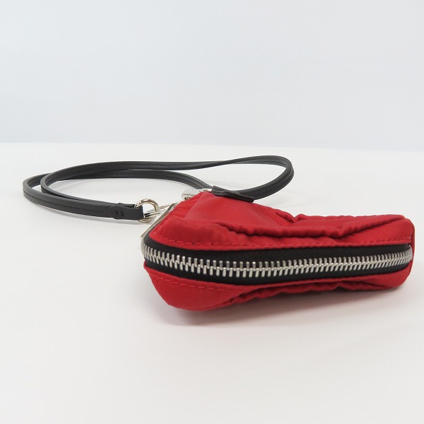 実際に弊社で買取させて頂いたGIVENCHY/ジバンシイ 三角 ポーチ コインケース の画像 2枚目