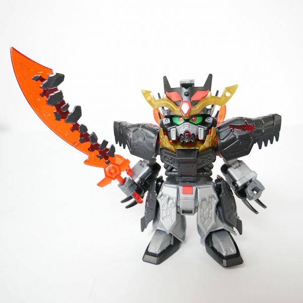 実際に弊社で買取させて頂いた【組済】バンダイ SD 三国創傑伝 曹操ウイングガンダム/董卓プロヴィデンスガンダム/トリニティバイク 3点セット/ガンプラの画像 3枚目