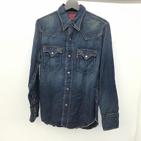 実際に弊社で買取させて頂いた【おまとめ品】リーバイス/ディッキーズ/Lee 等 デニム/パンツ/デニムシャツ/ロングTシャツ 他の画像 2枚目