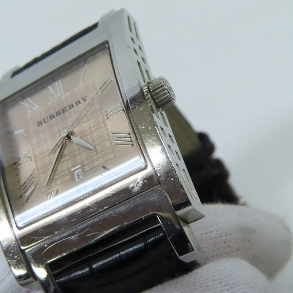 実際に弊社で買取させて頂いたBURBERRY/バーバリー スクエア クオーツ 腕時計 BU1553の画像 5枚目